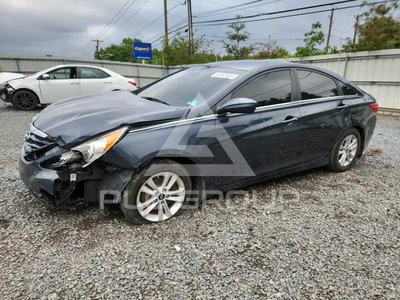 2013 Hyundai Sonata photo