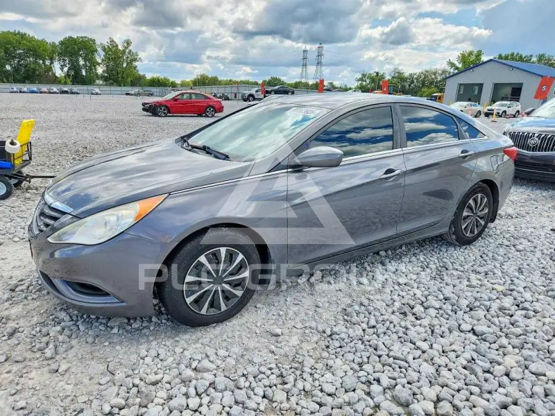 2013 Hyundai Sonata photo