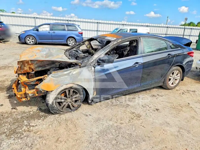2013 Hyundai Sonata photo