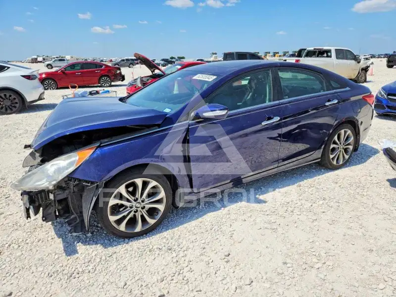 2013 Hyundai Sonata photo