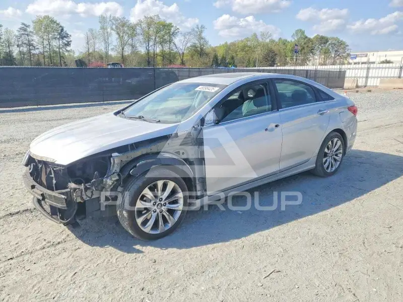 2013 Hyundai Sonata photo