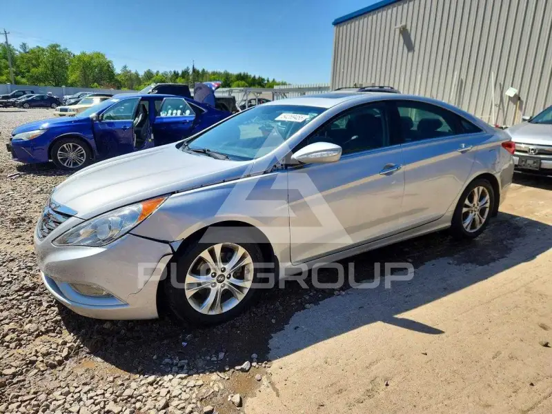 2013 Hyundai Sonata фото