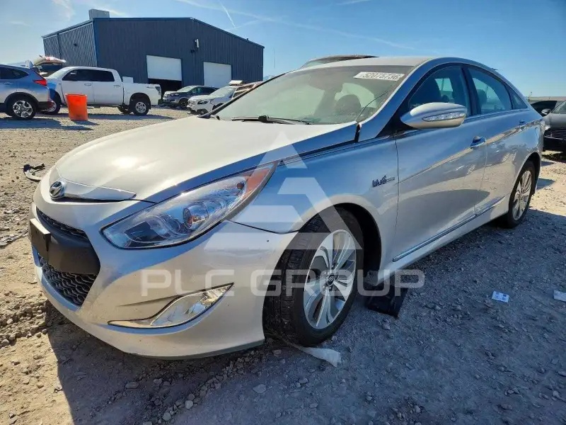 2013 Hyundai Sonata photo