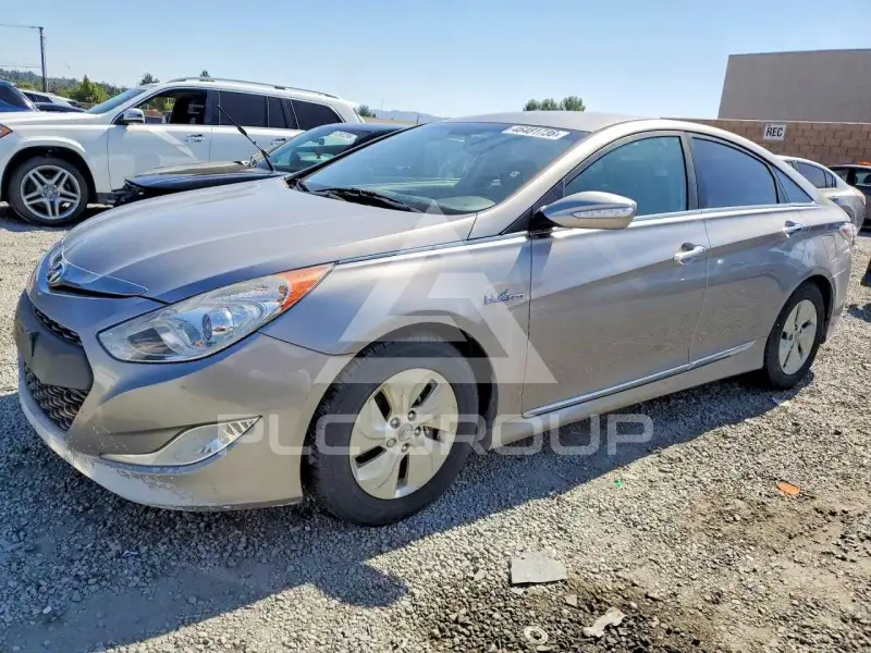 2013 Hyundai Sonata photo