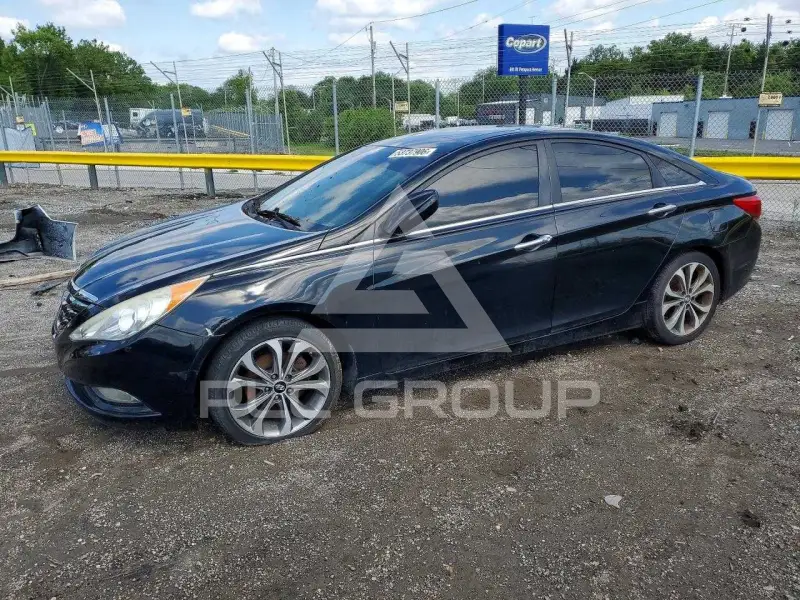 2013 Hyundai Sonata photo
