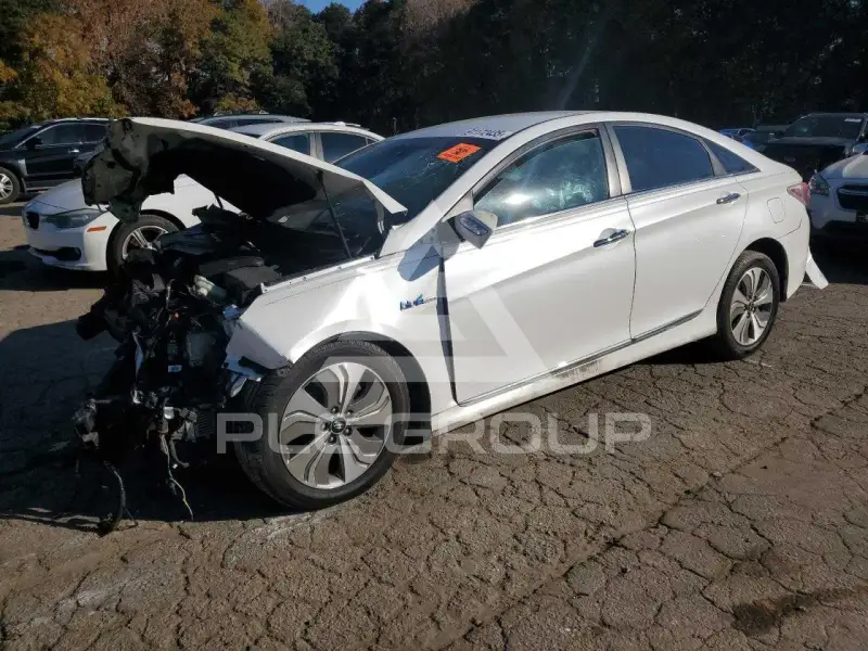 2013 Hyundai Sonata photo