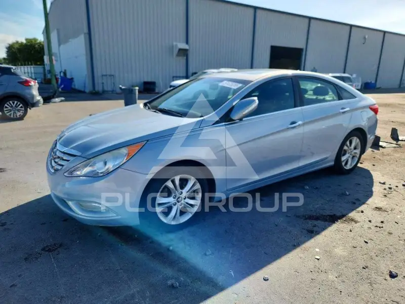2013 Hyundai Sonata фото