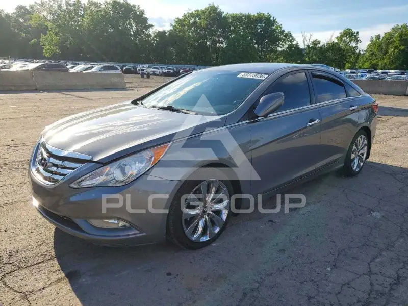 2013 Hyundai Sonata photo