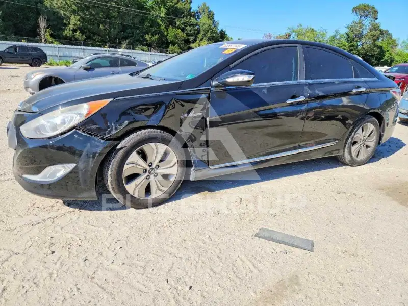 2013 Hyundai Sonata photo