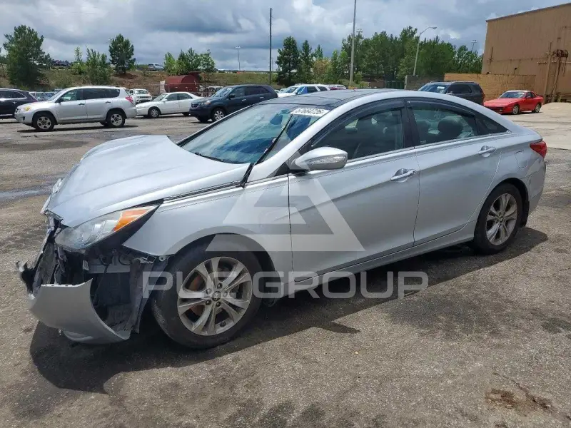 2013 Hyundai Sonata photo