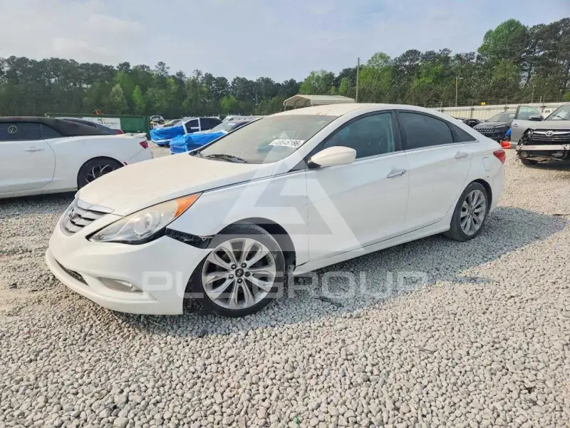 2013 Hyundai Sonata photo