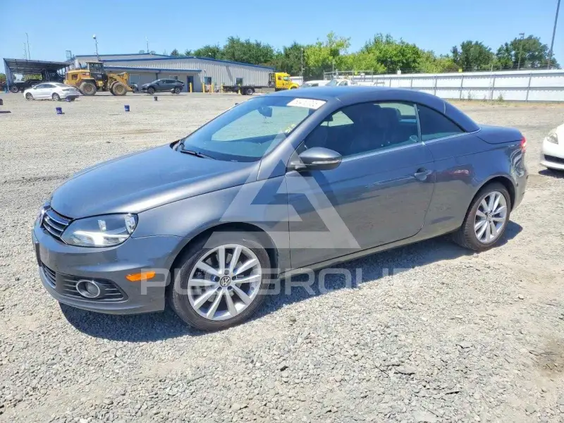 2013 Volkswagen EOS photo