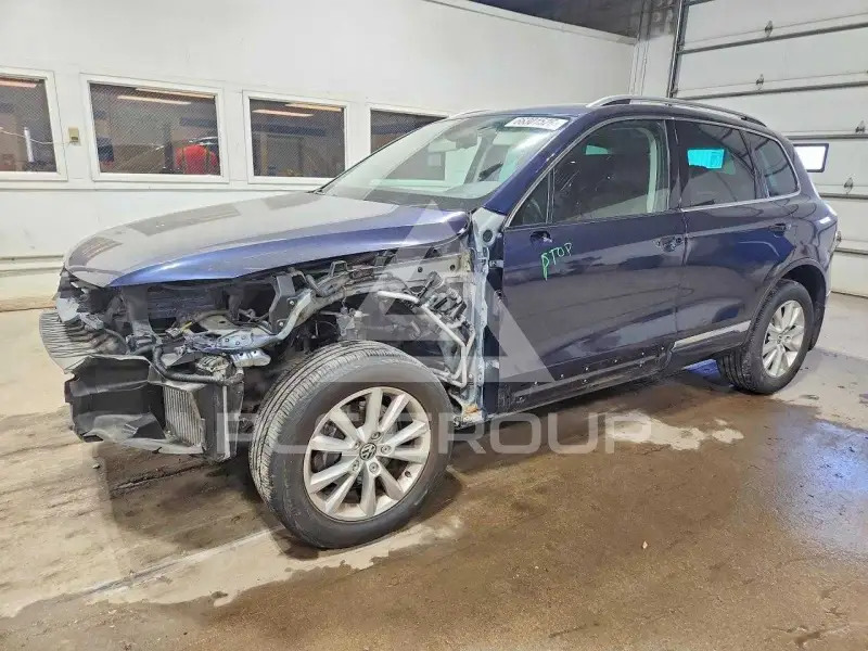 2013 Volkswagen Touareg фото