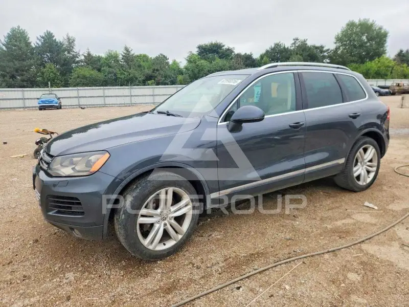 2013 Volkswagen Touareg фото