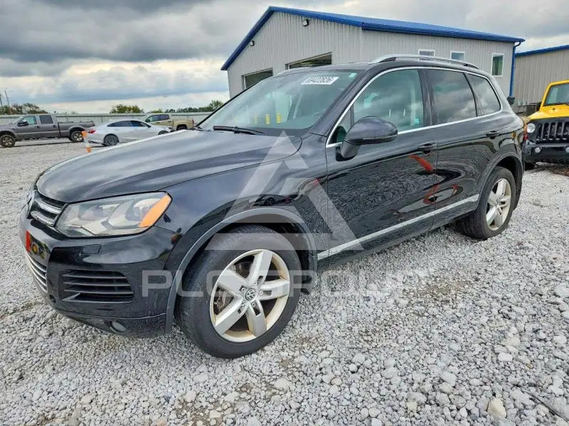 2013 Volkswagen Touareg фото