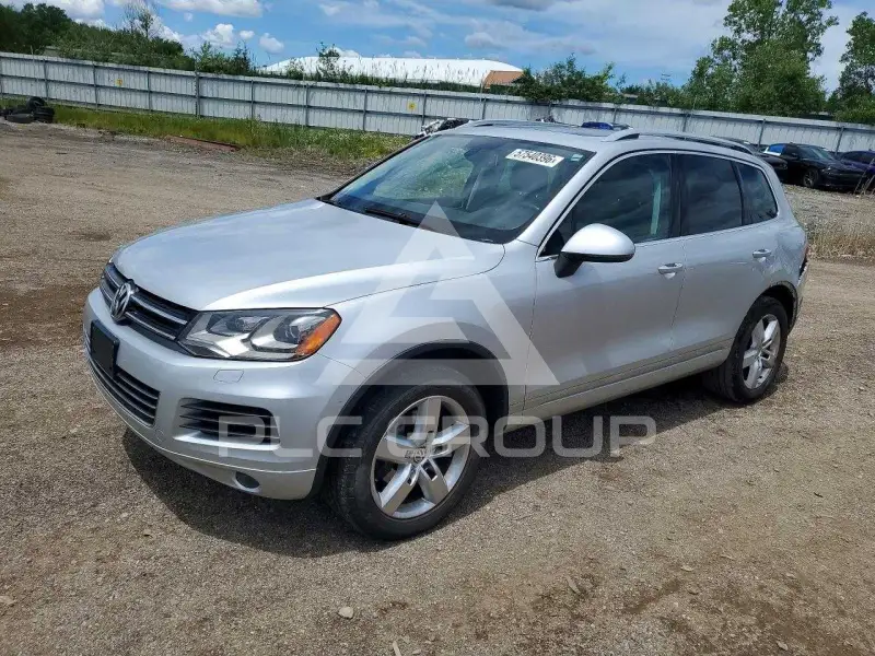 2013 Volkswagen Touareg фото