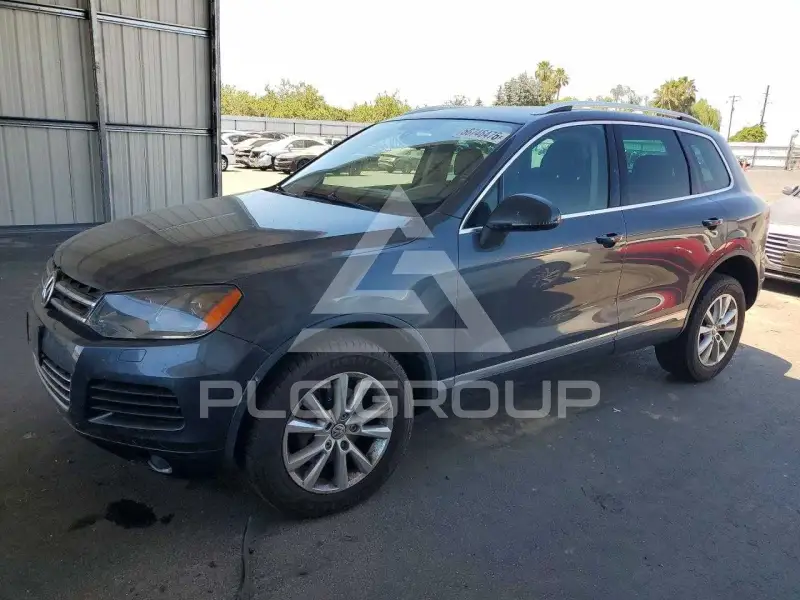 2013 Volkswagen Touareg фото