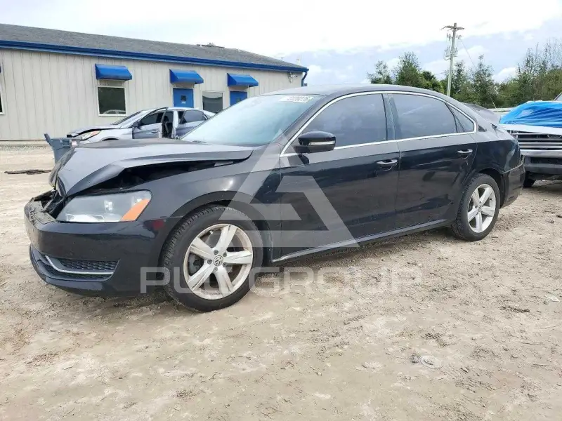 2013 Volkswagen Passat photo