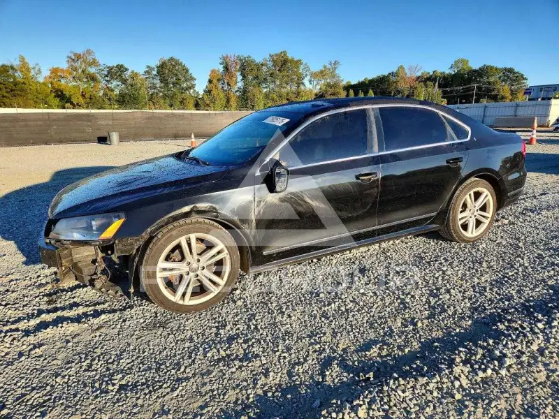 2013 Volkswagen Passat photo