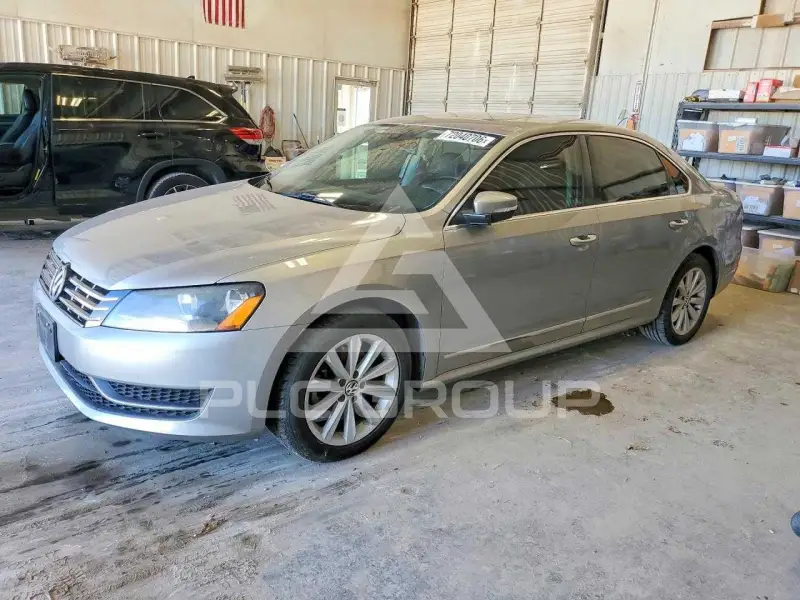 2013 Volkswagen Passat фото
