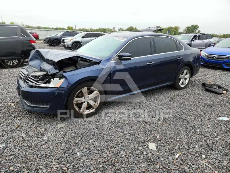 2013 Volkswagen Passat фото