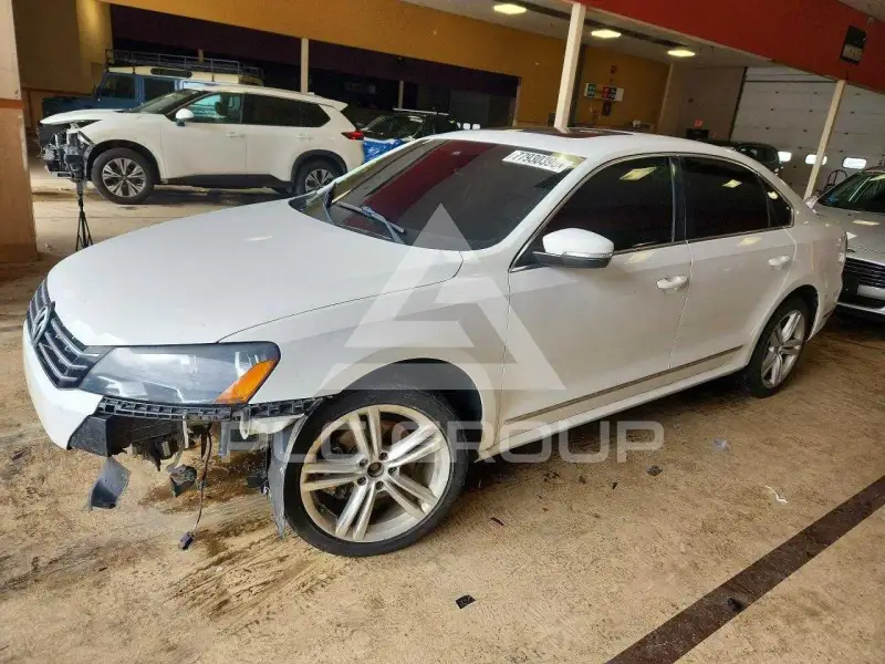 2013 Volkswagen Passat photo