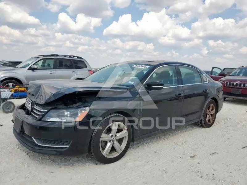 2013 Volkswagen Passat фото