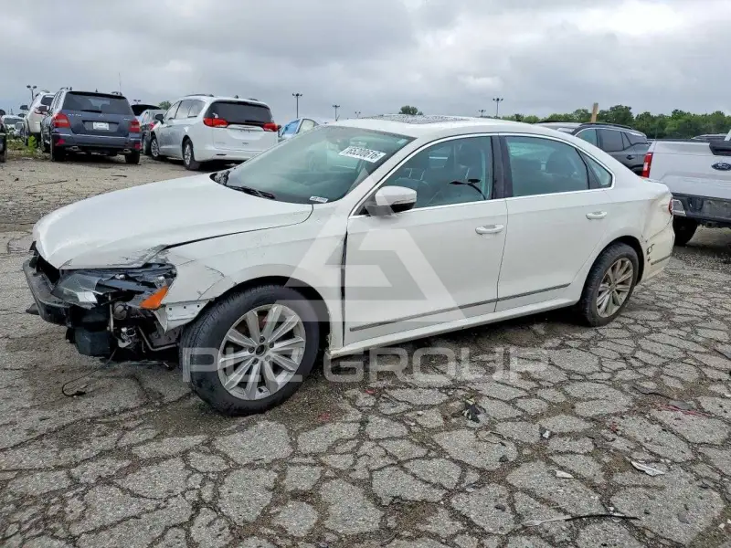 2013 Volkswagen Passat фото