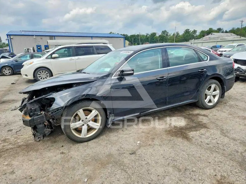 2013 Volkswagen Passat фото