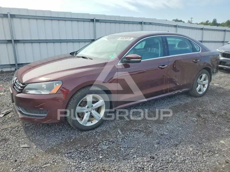 2013 Volkswagen Passat фото
