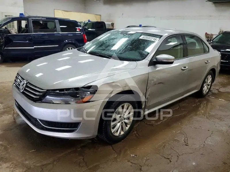 2013 Volkswagen Passat фото