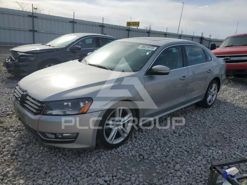 2013 Volkswagen Passat photo