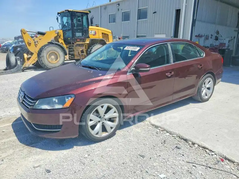 2013 Volkswagen Passat фото