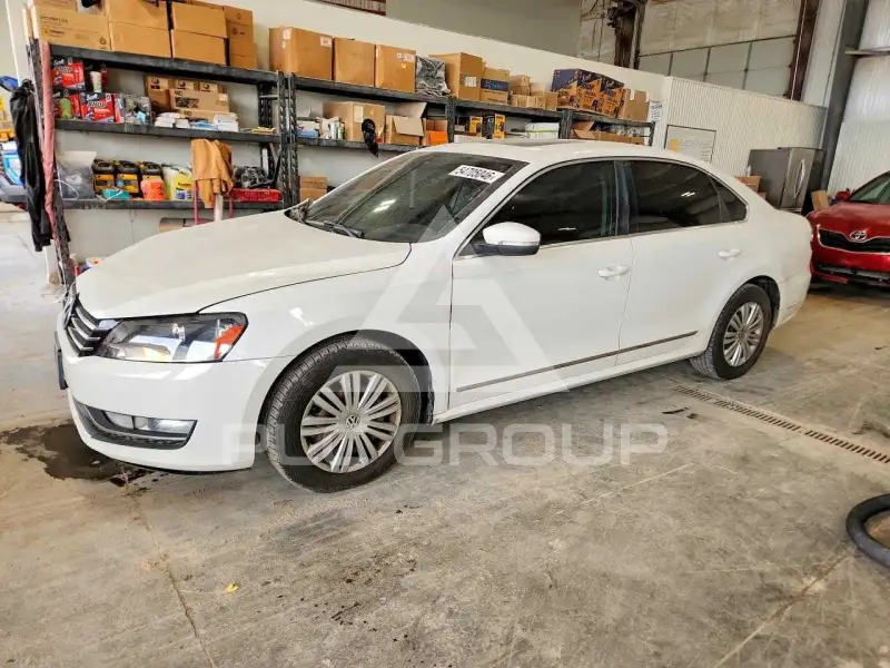 2013 Volkswagen Passat photo