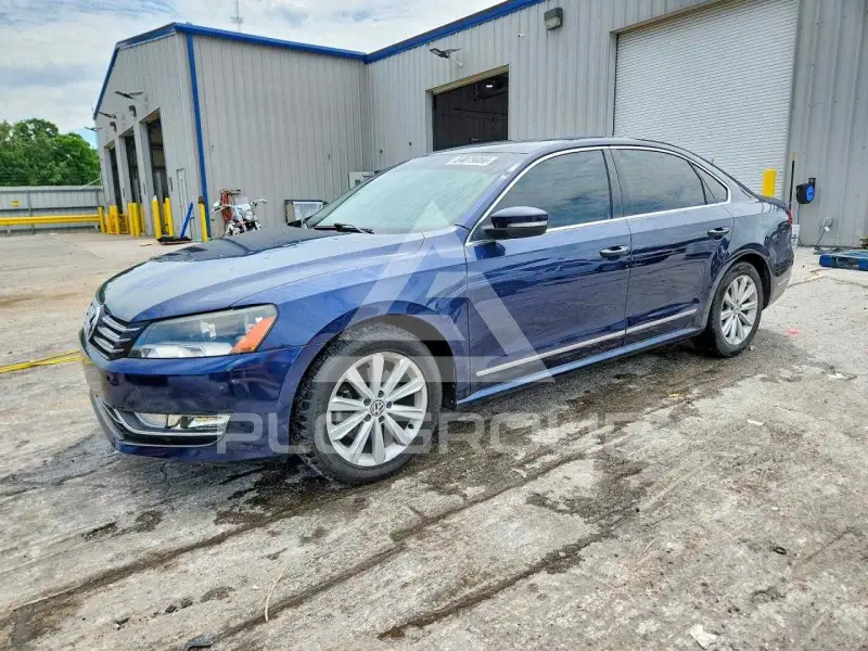 2013 Volkswagen Passat фото