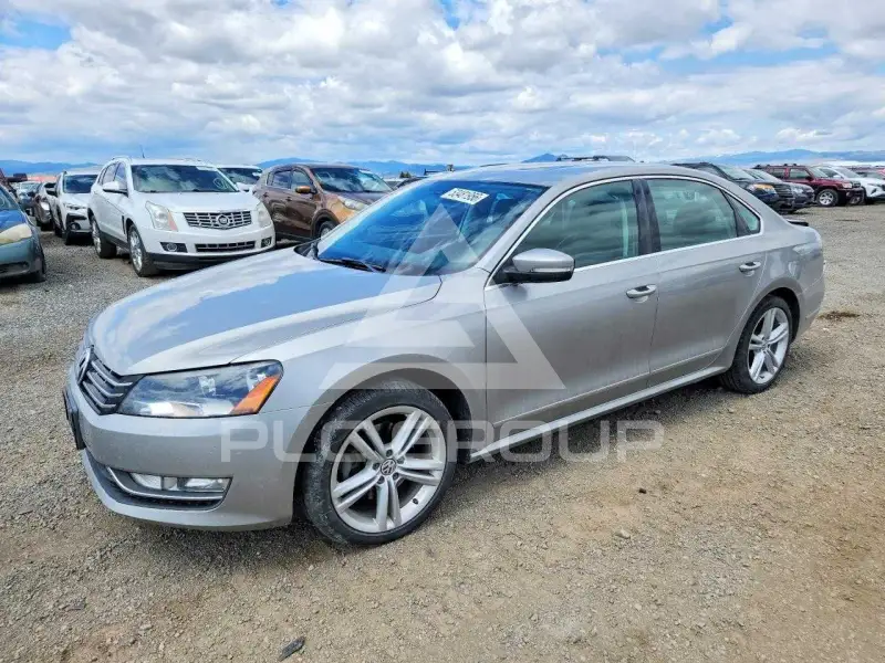 2013 Volkswagen Passat photo