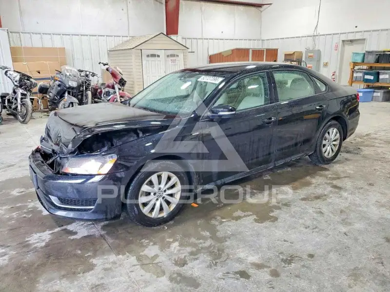 2013 Volkswagen Passat photo