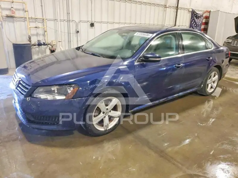2013 Volkswagen Passat фото