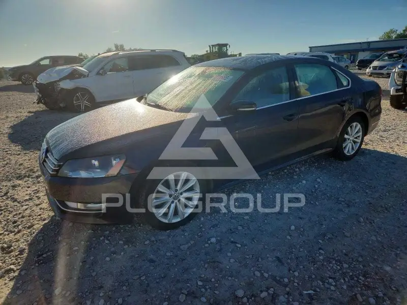 2013 Volkswagen Passat фото
