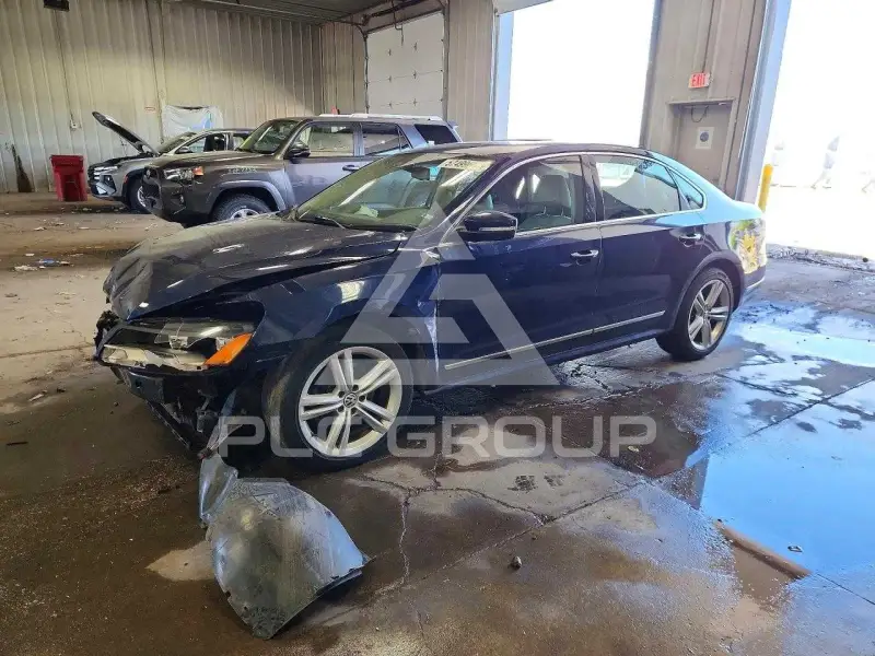 2013 Volkswagen Passat фото