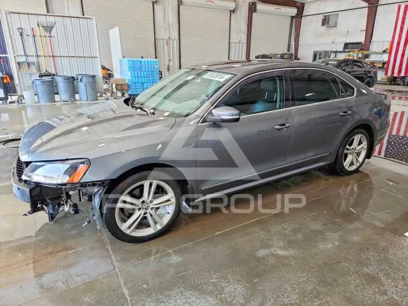 2013 Volkswagen Passat фото