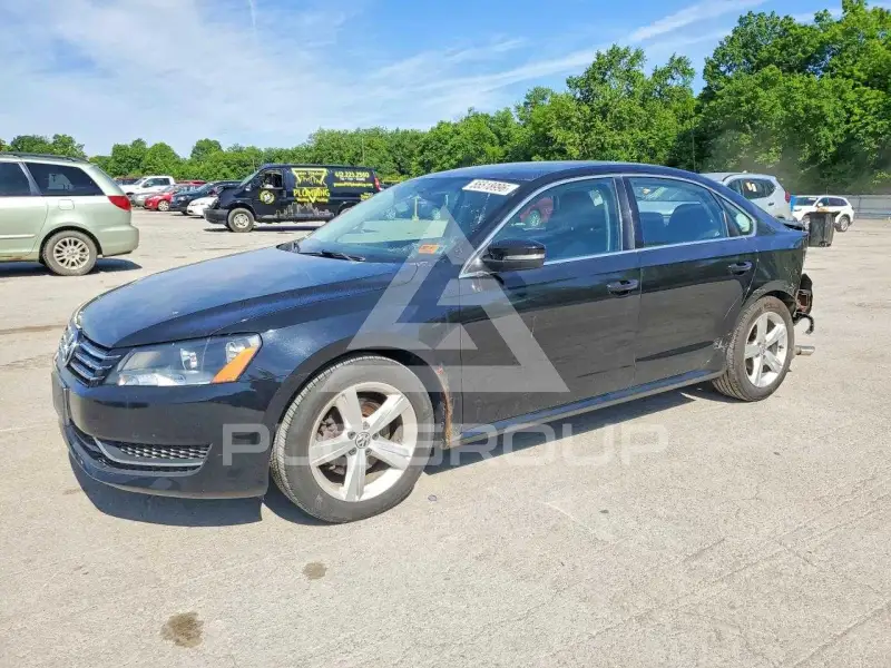 2013 Volkswagen Passat photo
