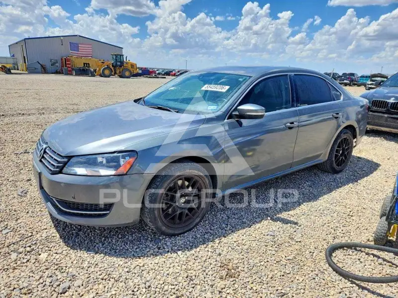 2013 Volkswagen Passat фото