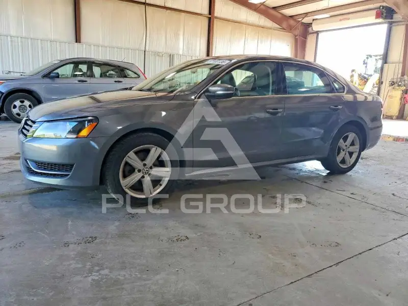 2013 Volkswagen Passat фото