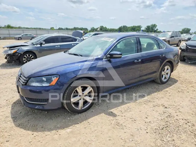 2013 Volkswagen Passat фото