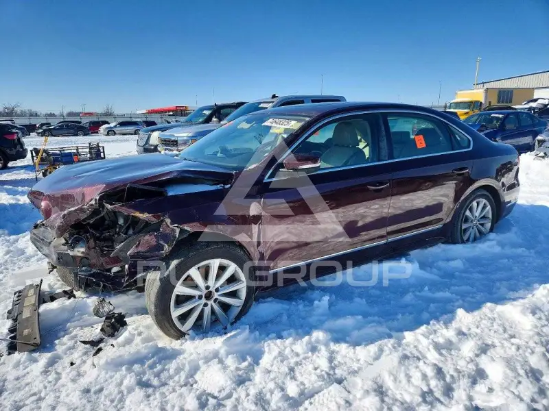 2013 Volkswagen Passat photo
