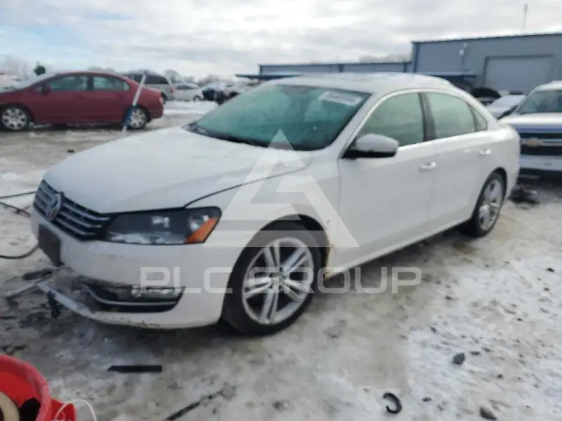 2013 Volkswagen Passat фото