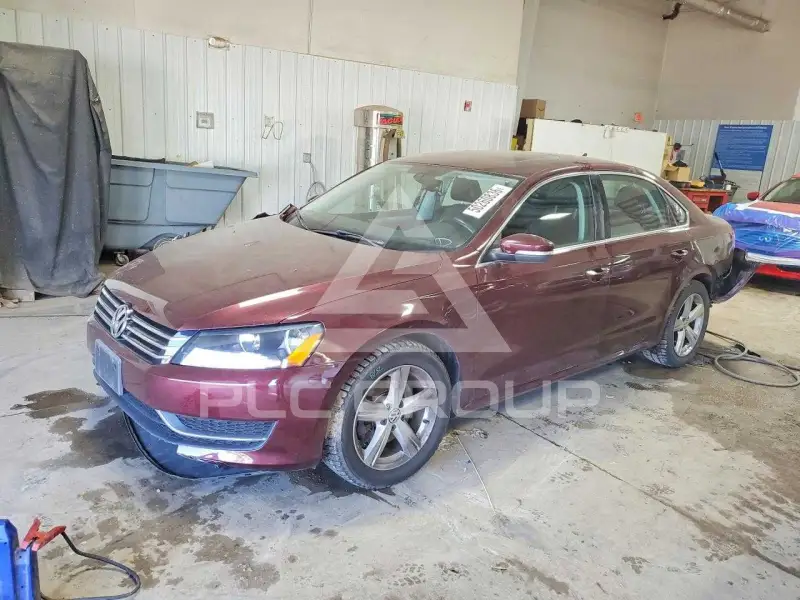 2013 Volkswagen Passat photo