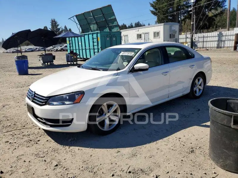 2013 Volkswagen Passat фото