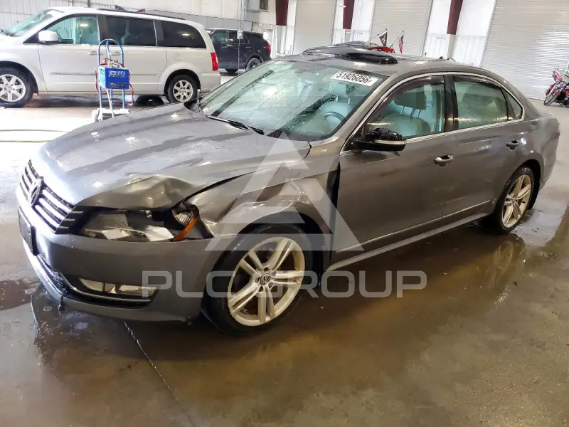 2013 Volkswagen Passat photo